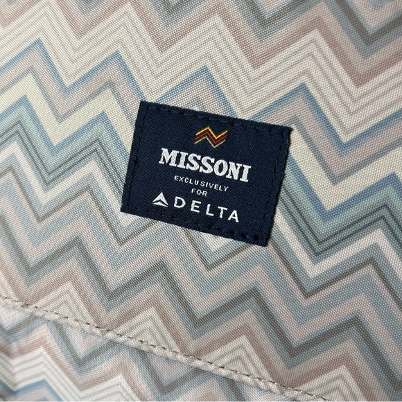 Missoni x Delta Travel Case - Picture 7 of 9